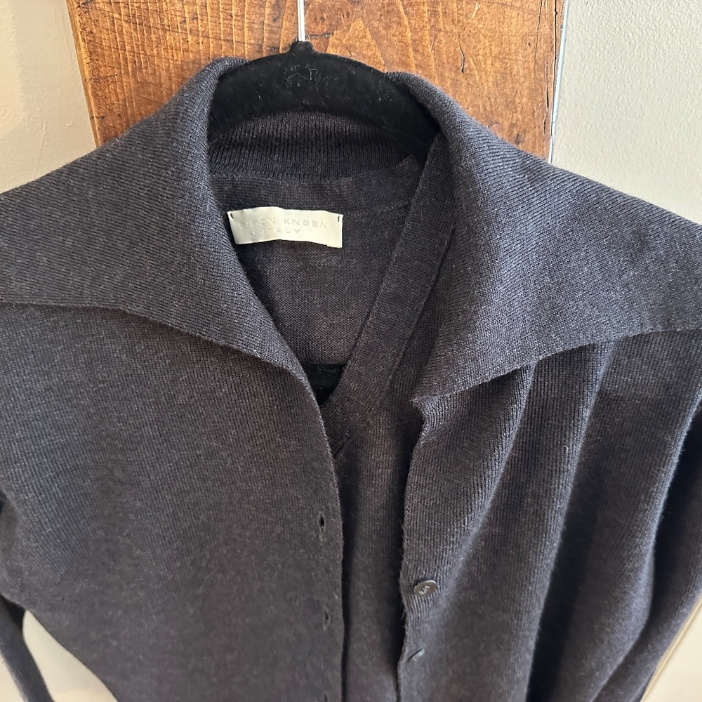SIMON KNEEN ITALY Sweater Set Charcoal Grey Merino w Vest & Collared Button Down - Picture 2 of 16